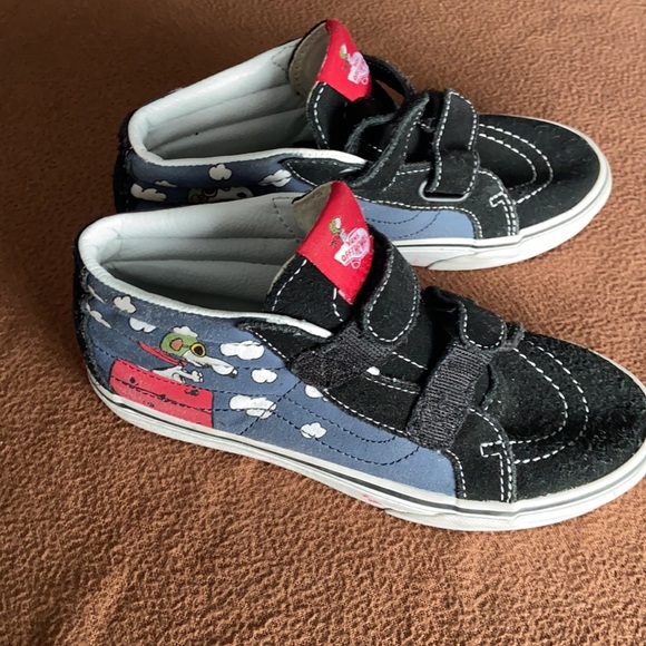 Vans Snoopy size grade school 3 fair condition - Picture 5 of 8